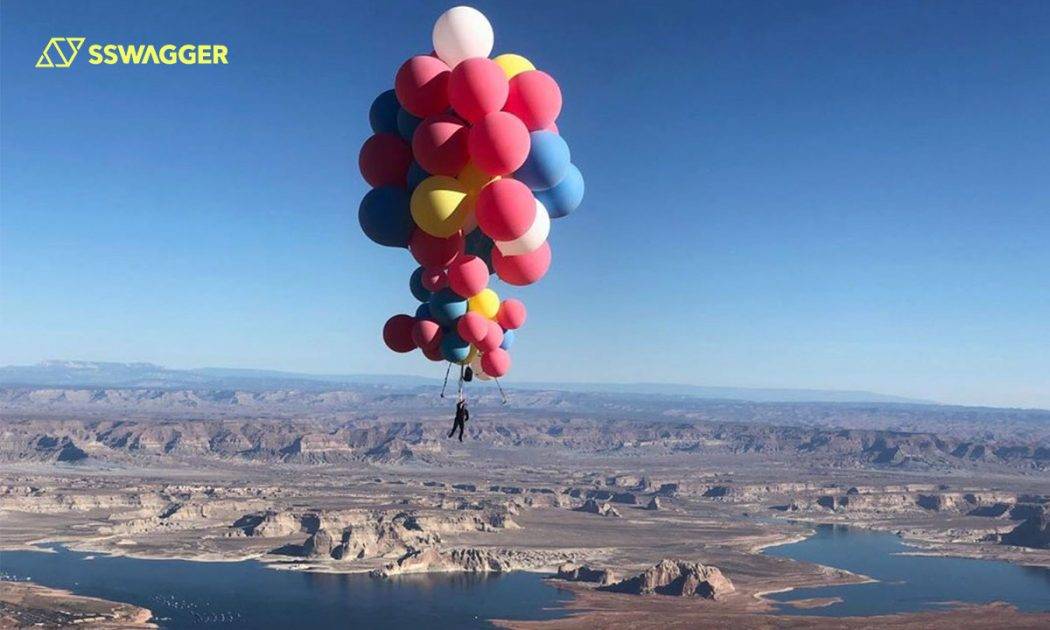 David Blaine持50顆氣球升至24,900尺高空飛越沙漠！為挑戰極限決十年磨一劍
