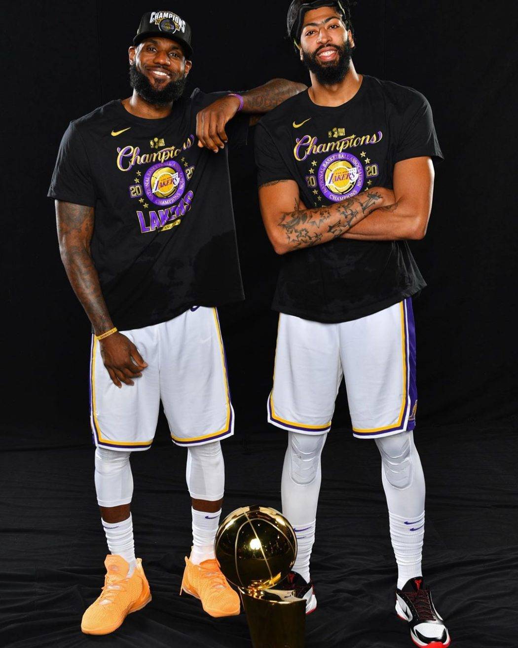 lebron james 18 sisterhood
