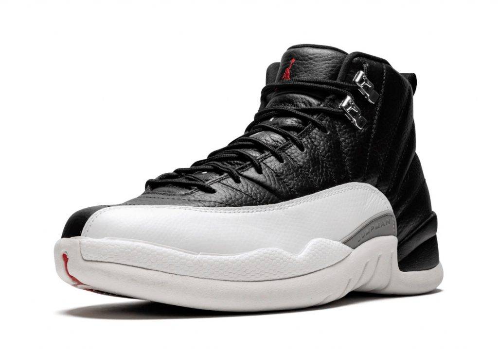 Air Jordan 12 "Playoffs" black and white and red colourway to be release in 2022 spring
