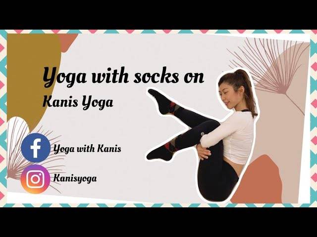 Kanis Yoga ♡ 襪子瑜伽 | Mini Yoga Flow with Socks on!