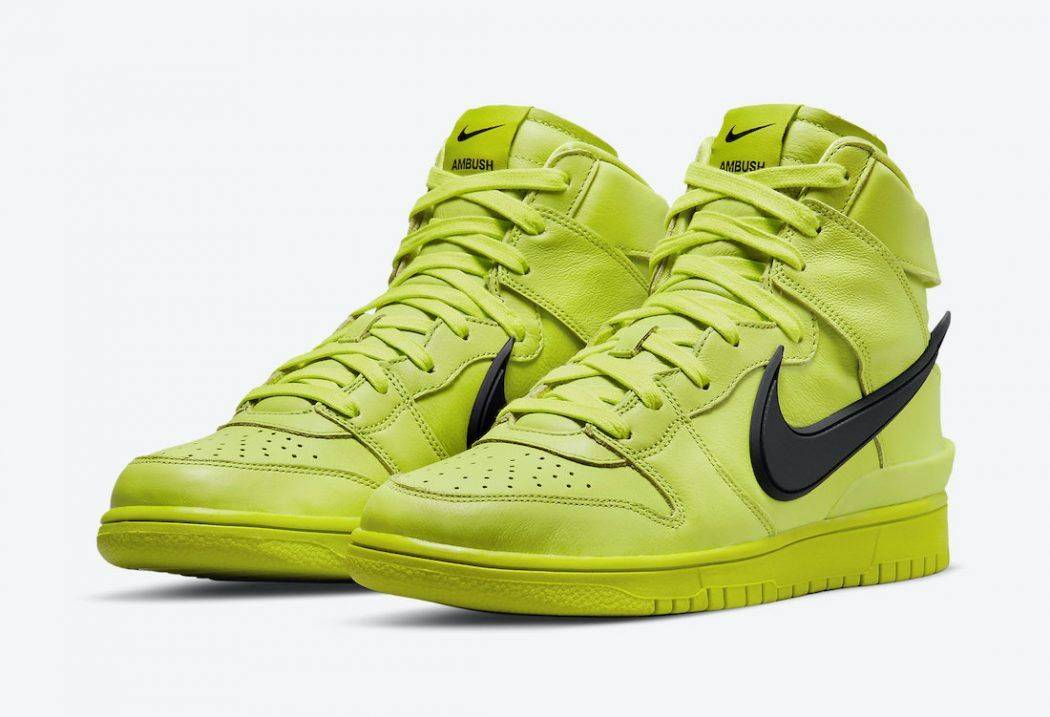 off white nike sacai