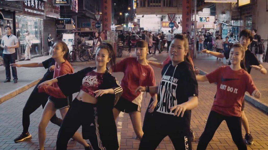 旺角廟街｜Temple Street Mongkok | WINKIE LAI THAIBOXING DANCE  [快閃 第一站]