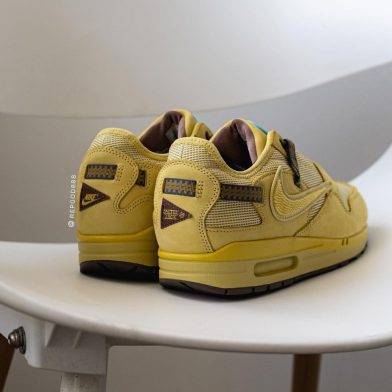 travis scott air max 1 wheat release date
