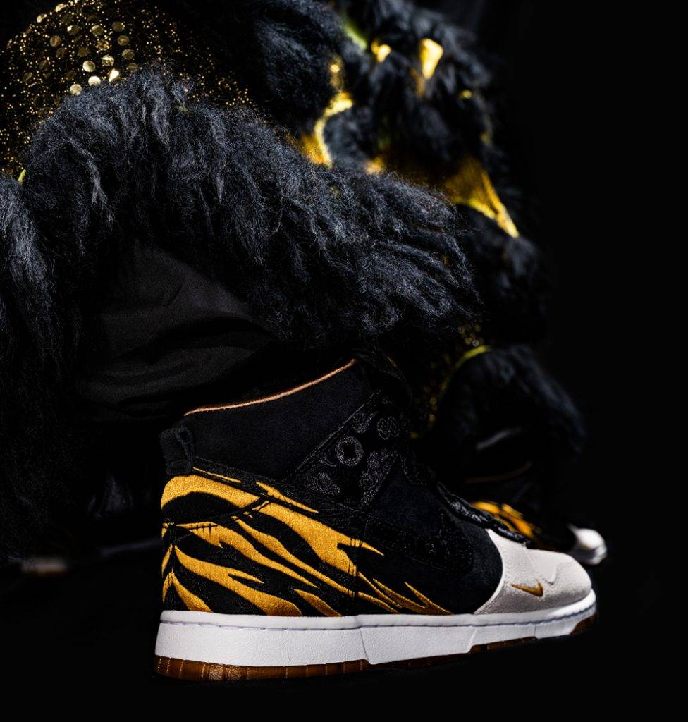 Nike Dunk Low Year of the Tiger GS 