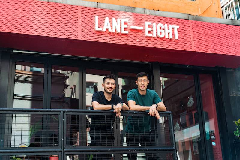 Lane Eight Lane Eight兩位創辦人James和Josh Shorrock堅持以成本較高的天然物料製作波鞋