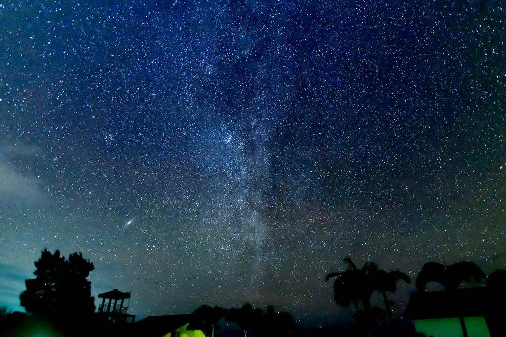 綠色旅遊 石垣島的星空被譽為日本第一，在川平灣也能欣賞得到。